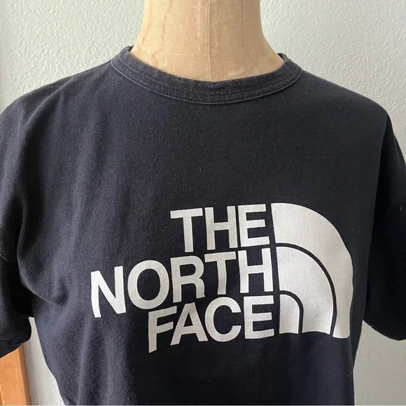 The NORTH FACE x SACAI sz S Navy Blue Short Sleeve Tshirt Size Zippers - Picture 2 of 15